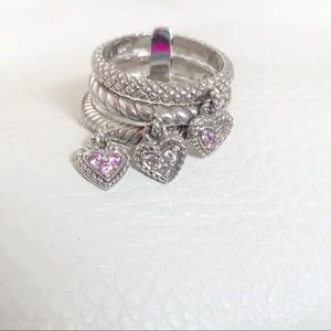 🚫🚫SOLD🚫🚫Ripka three Ring 3 Hearts Dangle Ring